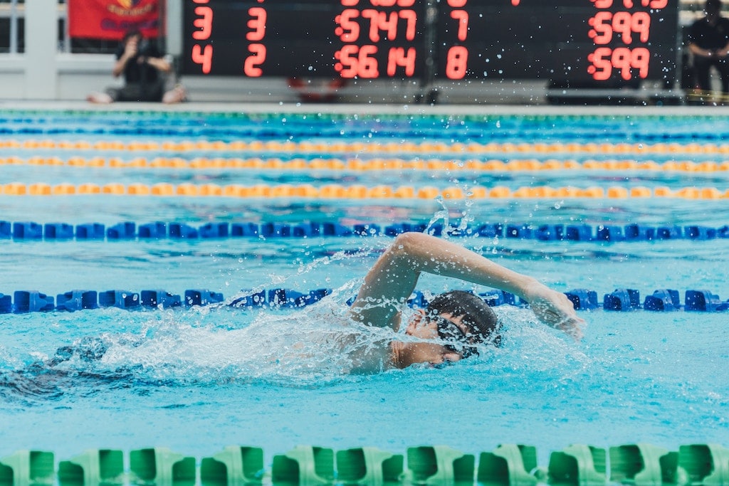 sports pour améliorer votre cardio swim